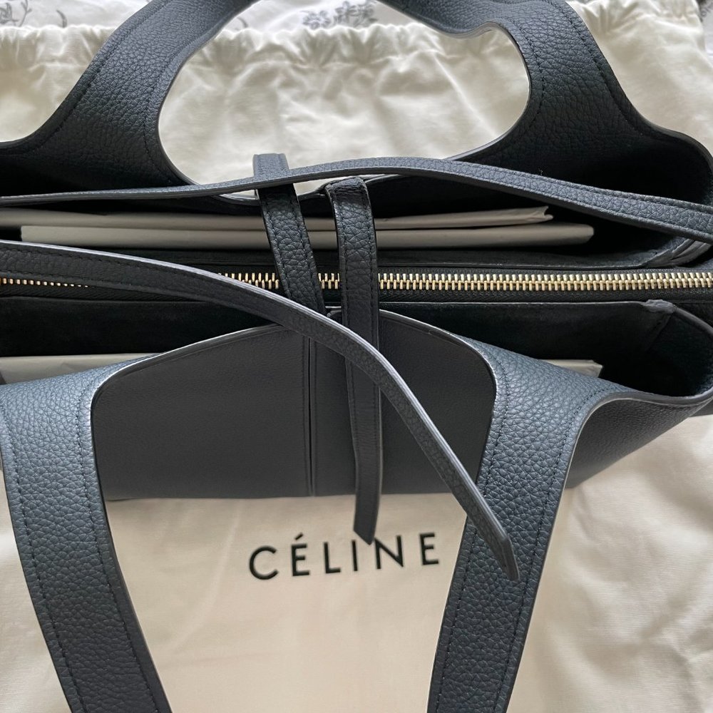 LIKE NEW Celine Trifold Deep Ocean/blue color - Picture 11 of 11